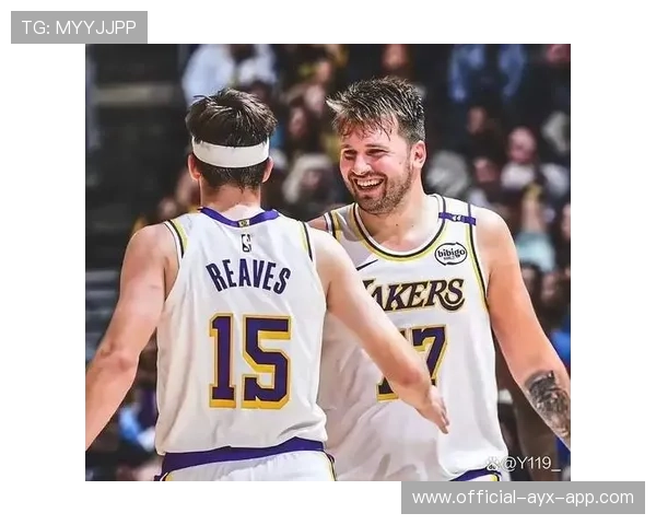 东契奇传球连线成利器——开启团队进攻新纪元